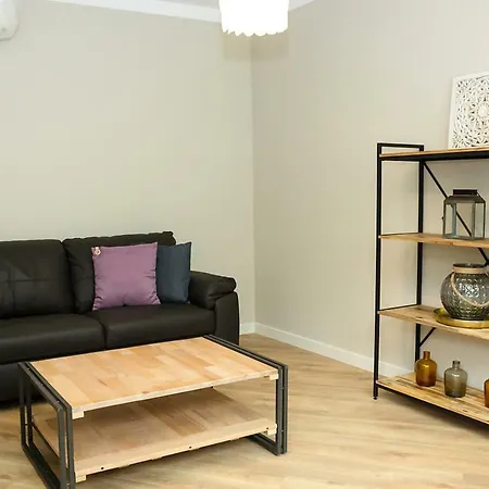 Apartment Supreme In By Flat Mаnager